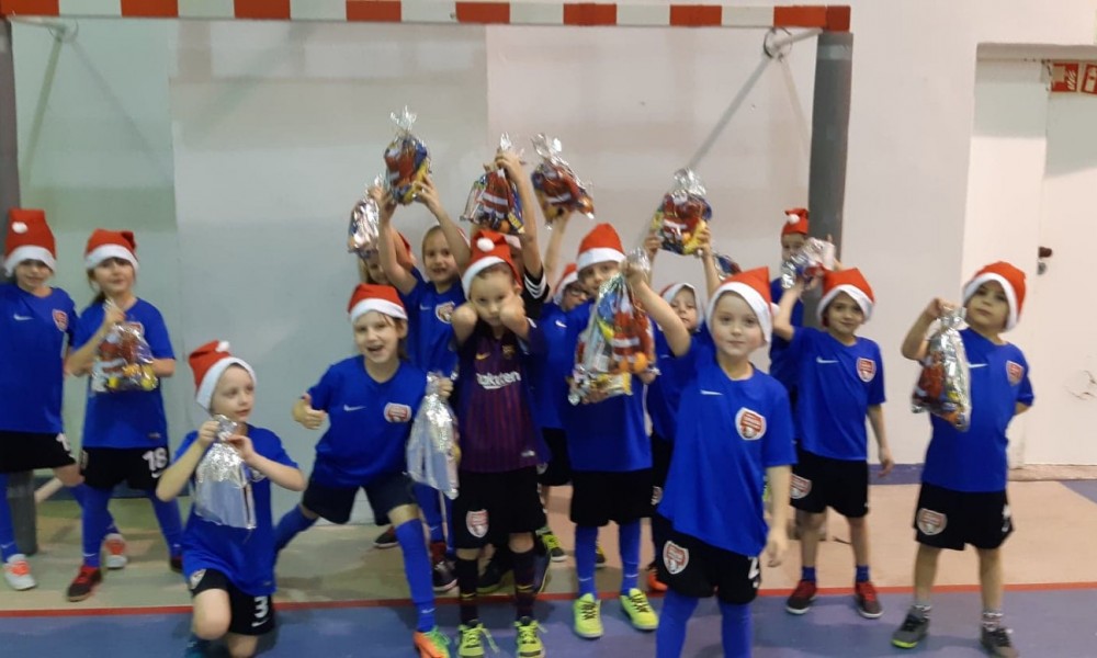 47571883_366414414109325_5384564782047166464_n